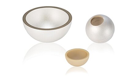 ピエゾセラミック球体および半球体